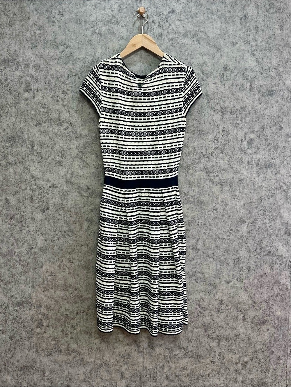 🚩steal Dior Black and White Striped Midi Dress